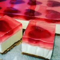 Strawberry heart cheesecakes